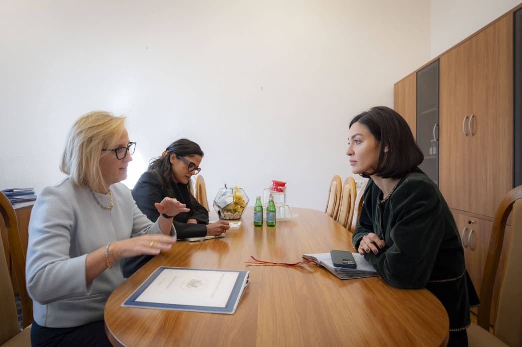 Dariia Zarivna discusses return of children abducted by Russia with Julie Davis