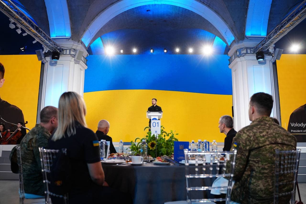 Перший молитовний сніданок в Україні підкреслює нагальну потребу в захисті та поверненні викрадених дітей